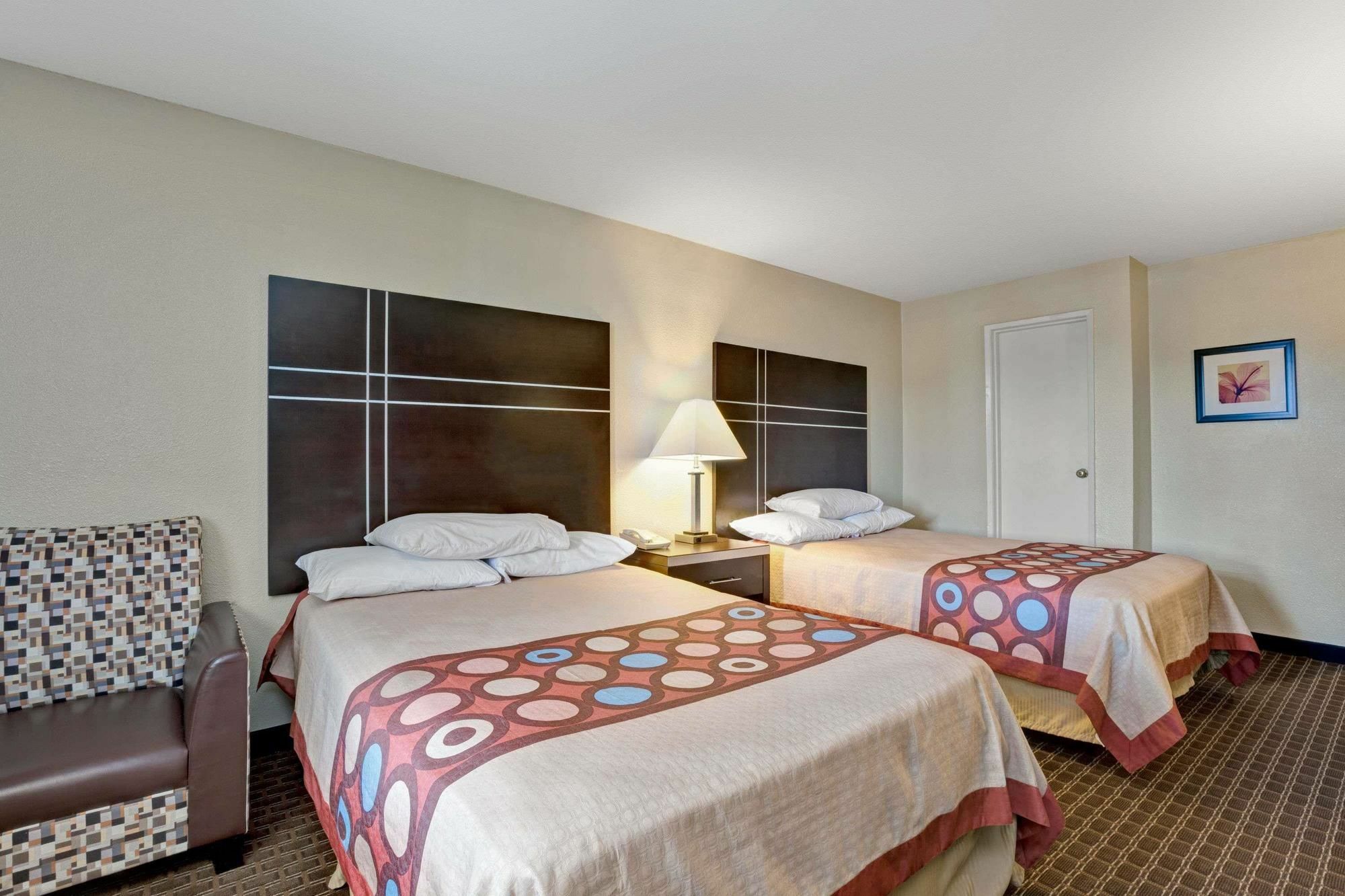 Super 8 By Wyndham Newark De Exterior foto